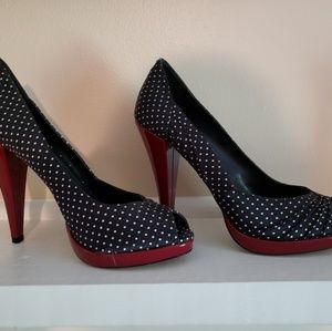 Steve Madden Navy and red polka dot heels